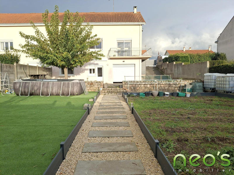 Maison - 110 m² - 4 pièces