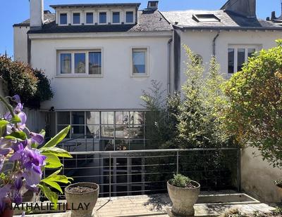 Maison - 182 m² - 6 pièces