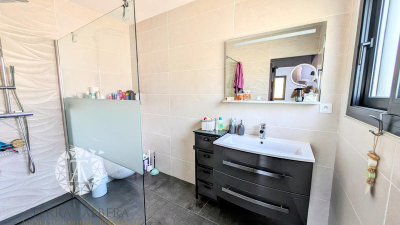 Villa - 157 m² - 7 pièces