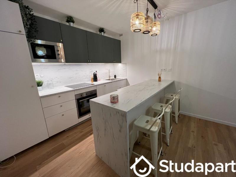 Chambre - 10 m² - 1 pièce