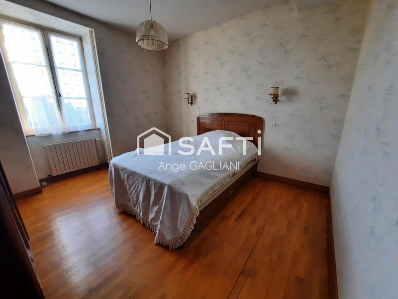 Maison - 191 m² - 7 pièces