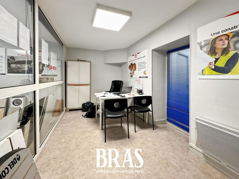 Local commercial - 237 m²