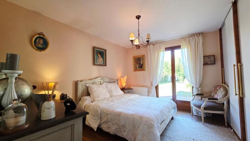 Maison - 165 m² - 6 pièces