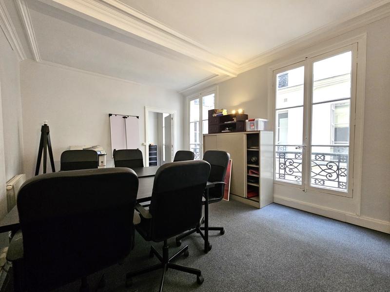 Bureau - 186 m² - 4 pièces