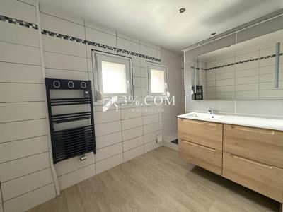 Maison - 109 m² - 4 pièces