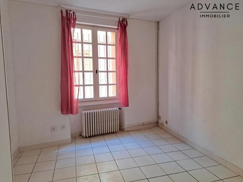 Immeuble - 220 m² - 10 pièces