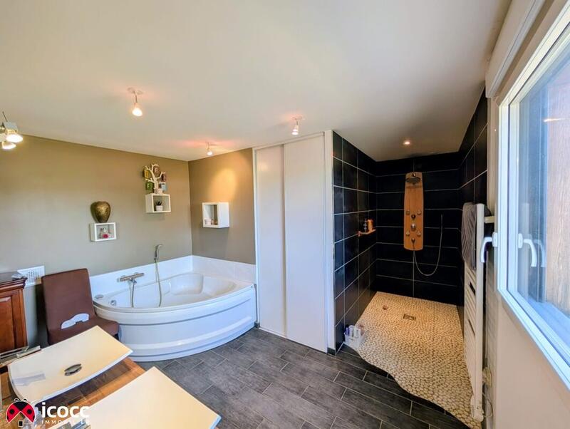 Maison - 147 m² - 7 pièces