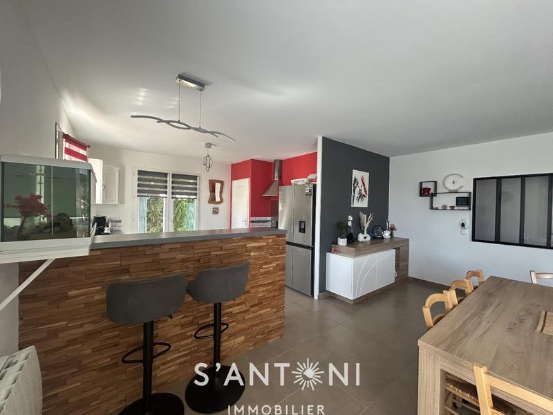 Maison - 84 m² - 4 pièces