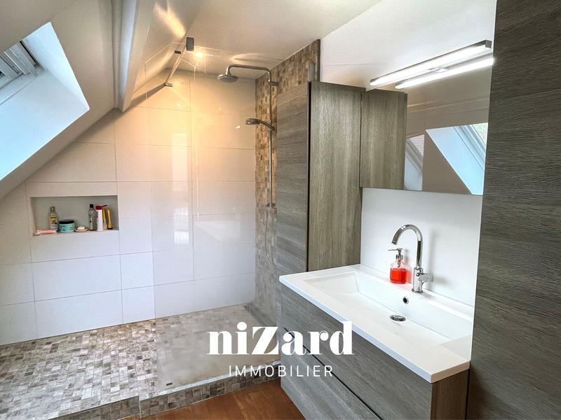 Propriété - 500 m² - 13 pièces