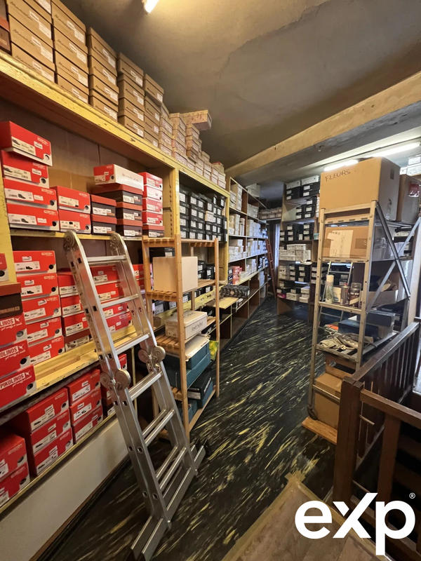 Fonds de commerce - Local commercial - 150 m²