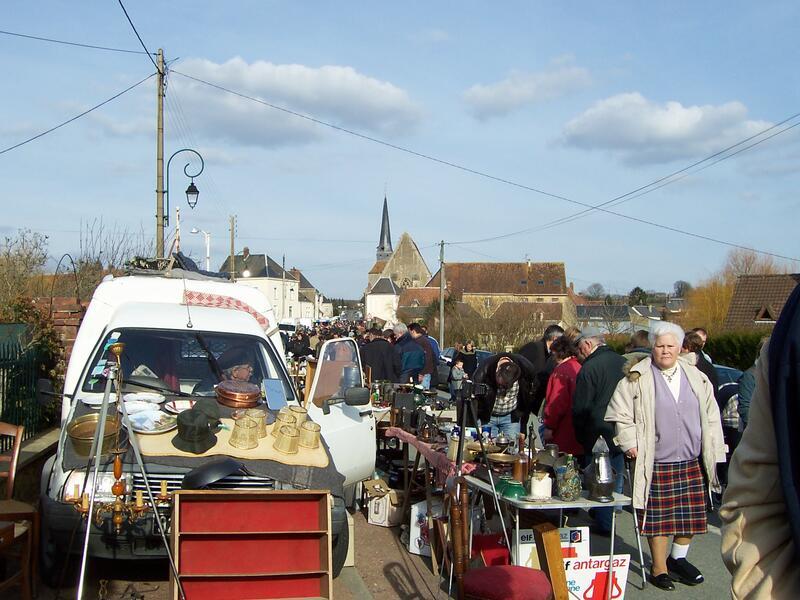 Brocante - bric à brac - artisanat