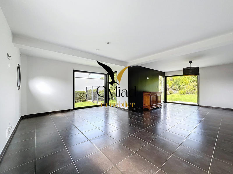 Maison contemporaine - 136 m² - 6 pièces