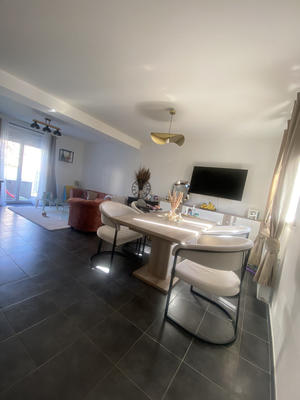 Maison - 75 m² - 5 pièces