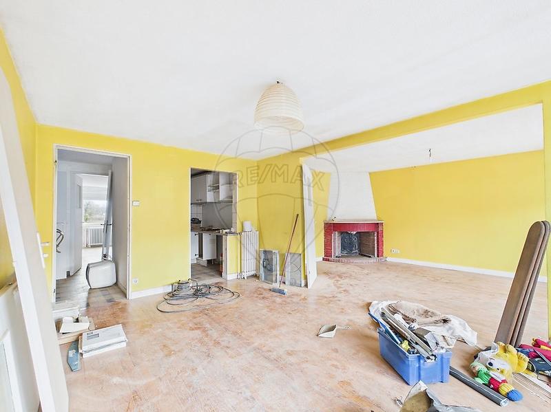 Maison - 280 m² - 7 pièces