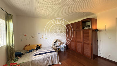 Maison - 172 m² - 5 pièces