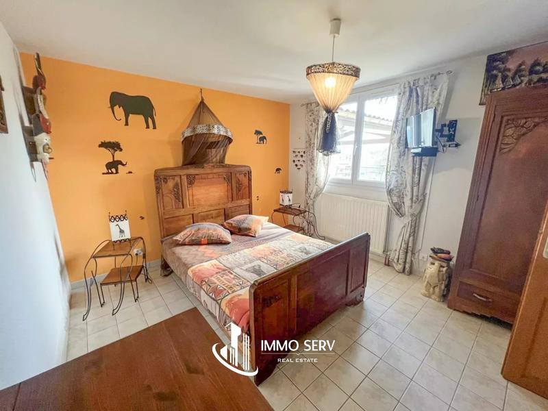 Maison chambre d'hôtes - 300 m² - 12 pièces