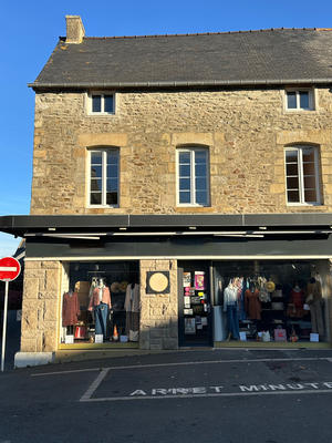 Maison - 159 m² - 6 pièces