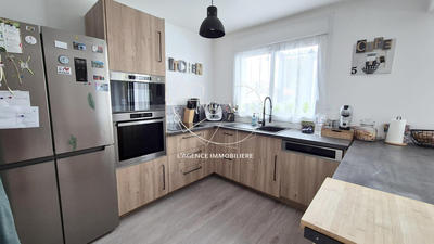 Maison - 95 m² - 4 pièces