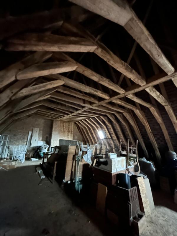 Maison - 385 m² - 10 pièces