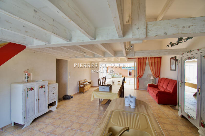Propriété - 227 m² - 8 pièces