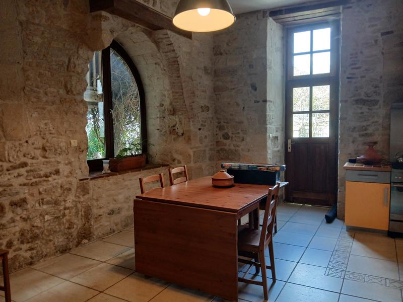 Maison - 202 m² - 6 pièces