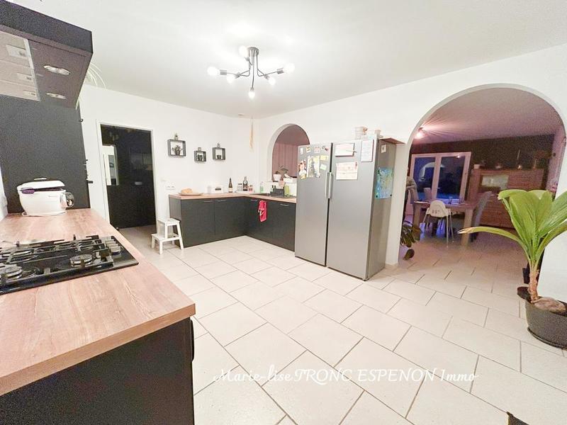 Maison - 152 m² - 7 pièces