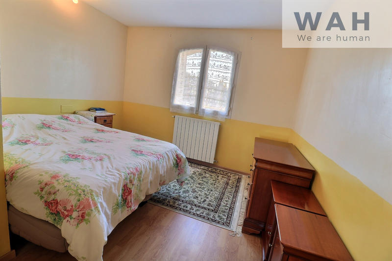 Mas - 200 m² - 5 pièces