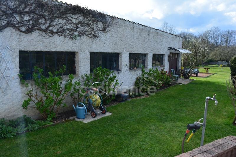 Maison - 262 m² - 8 pièces