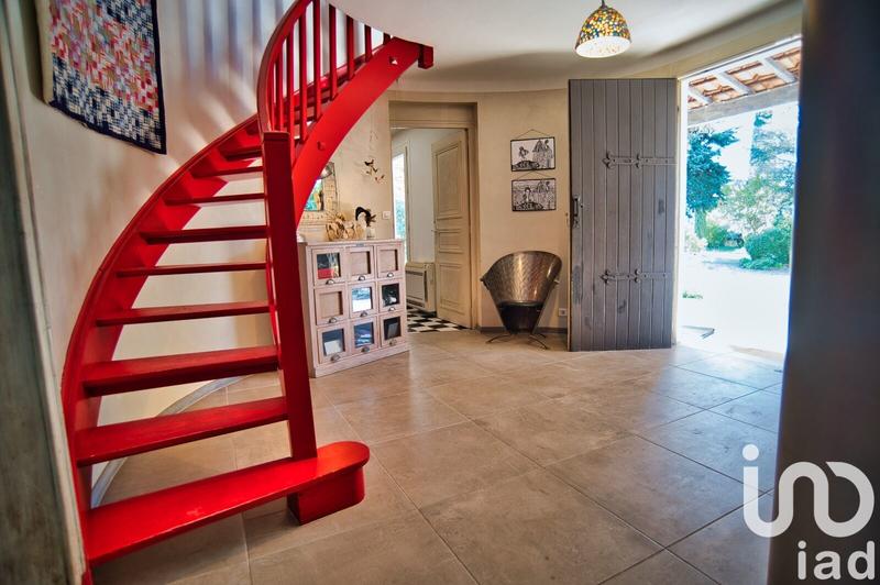 Maison - 188 m² - 8 pièces