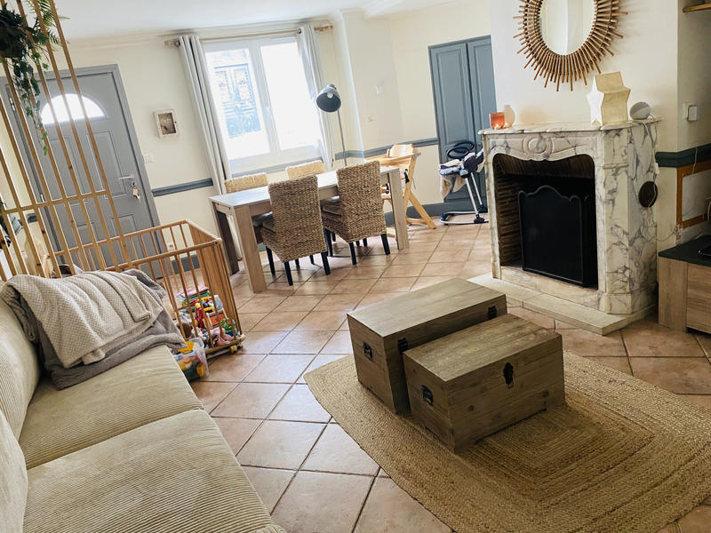 Maison - 90 m² - 5 pièces