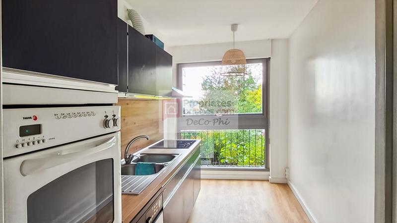 Appartement - 94 m² - 4 pièces