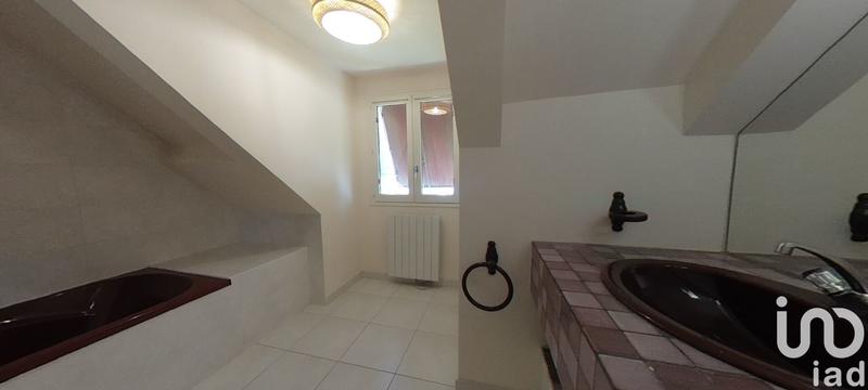 Maison - 121 m² - 6 pièces