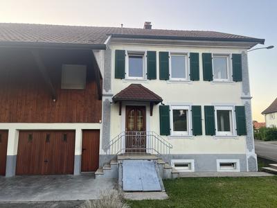 Maison - 298 m² - 12 pièces