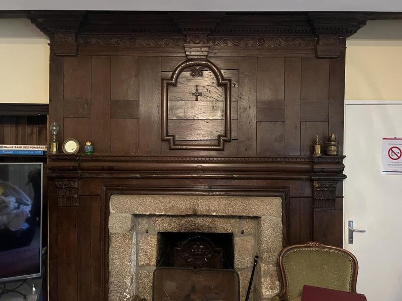 Maison - 280 m² - 10 pièces