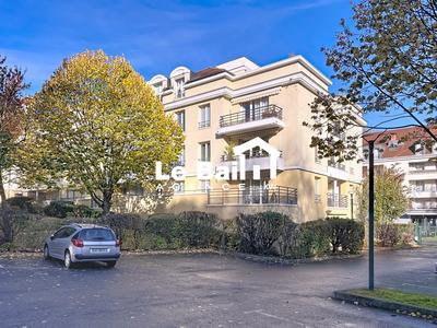 Appartement - 82 m² - 4 pièces