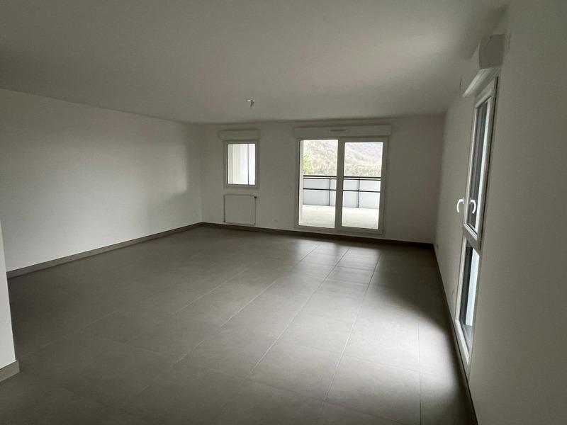 Appartement - 106 m² - 4 pièces