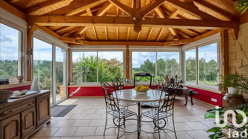 Maison - 172 m² - 7 pièces