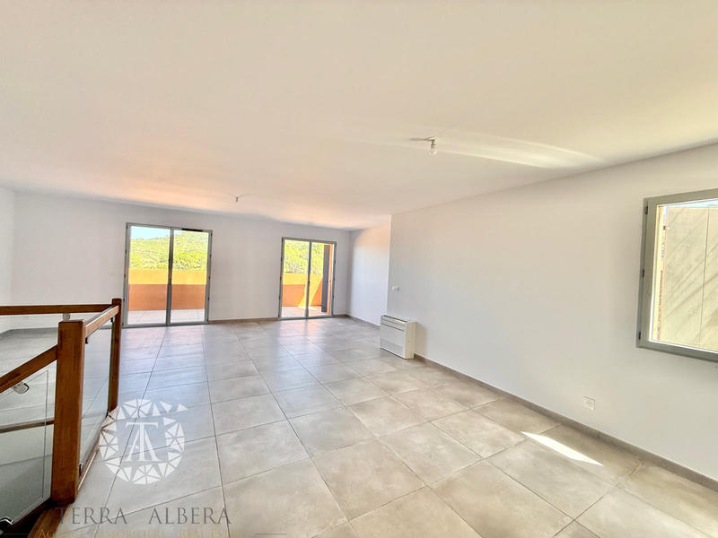 Appartement - 110 m² - 4 pièces