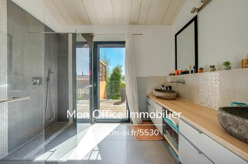 Maison - 166 m² - 5 pièces