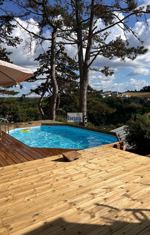 Maison - 120 m² - 6 pièces