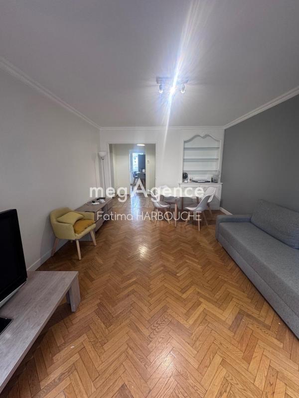 Appartement - 83 m² - 4 pièces