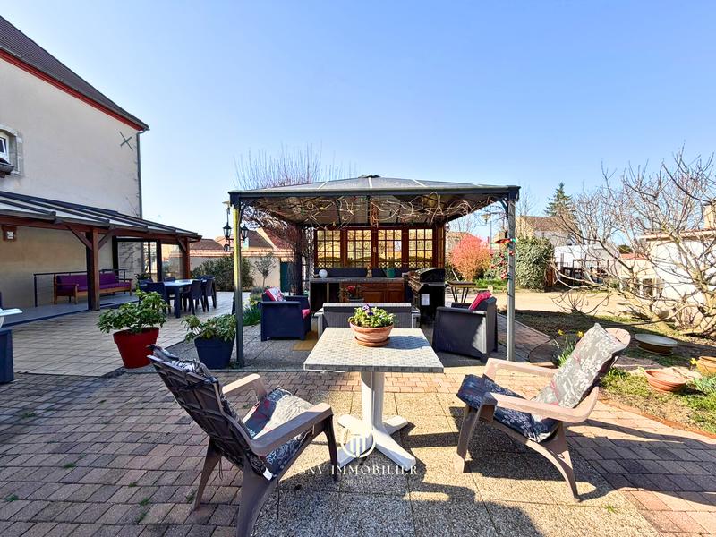 Maison de village - 160 m² - 7 pièces