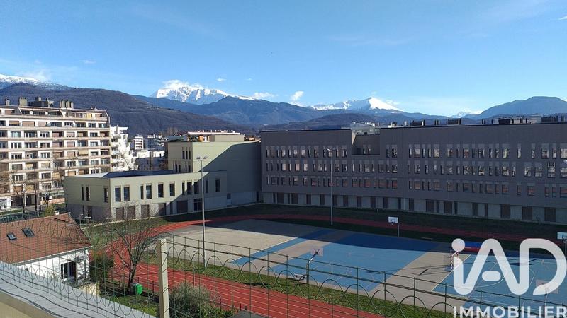 Appartement - 118 m² - 7 pièces