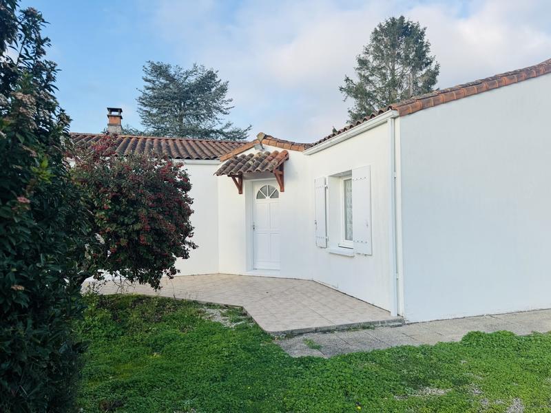 Maison traditionnelle - 85 m² - 3 pièces