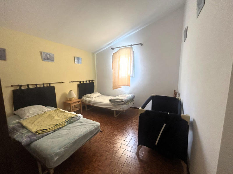 Villa - 220 m² - 8 pièces