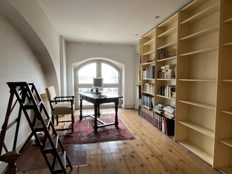 Appartement - 202 m² - 8 pièces