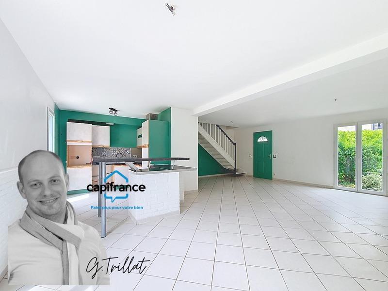 Maison - 98 m² - 5 pièces