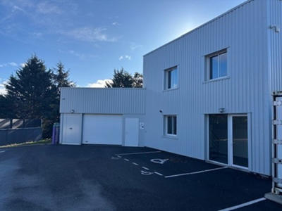 Local d'activité / Entrepôt - 651 m²