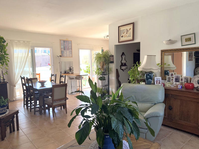 Maison - 165 m² - 10 pièces