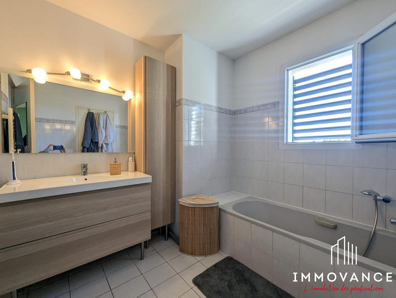 Maison - 162 m² - 6 pièces